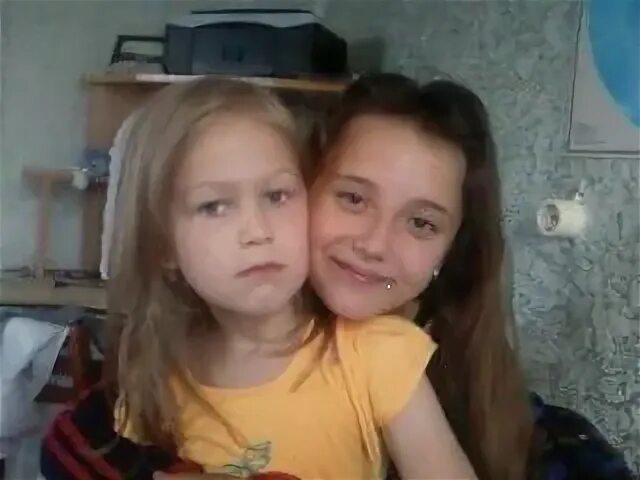 Девочки катя и лена
