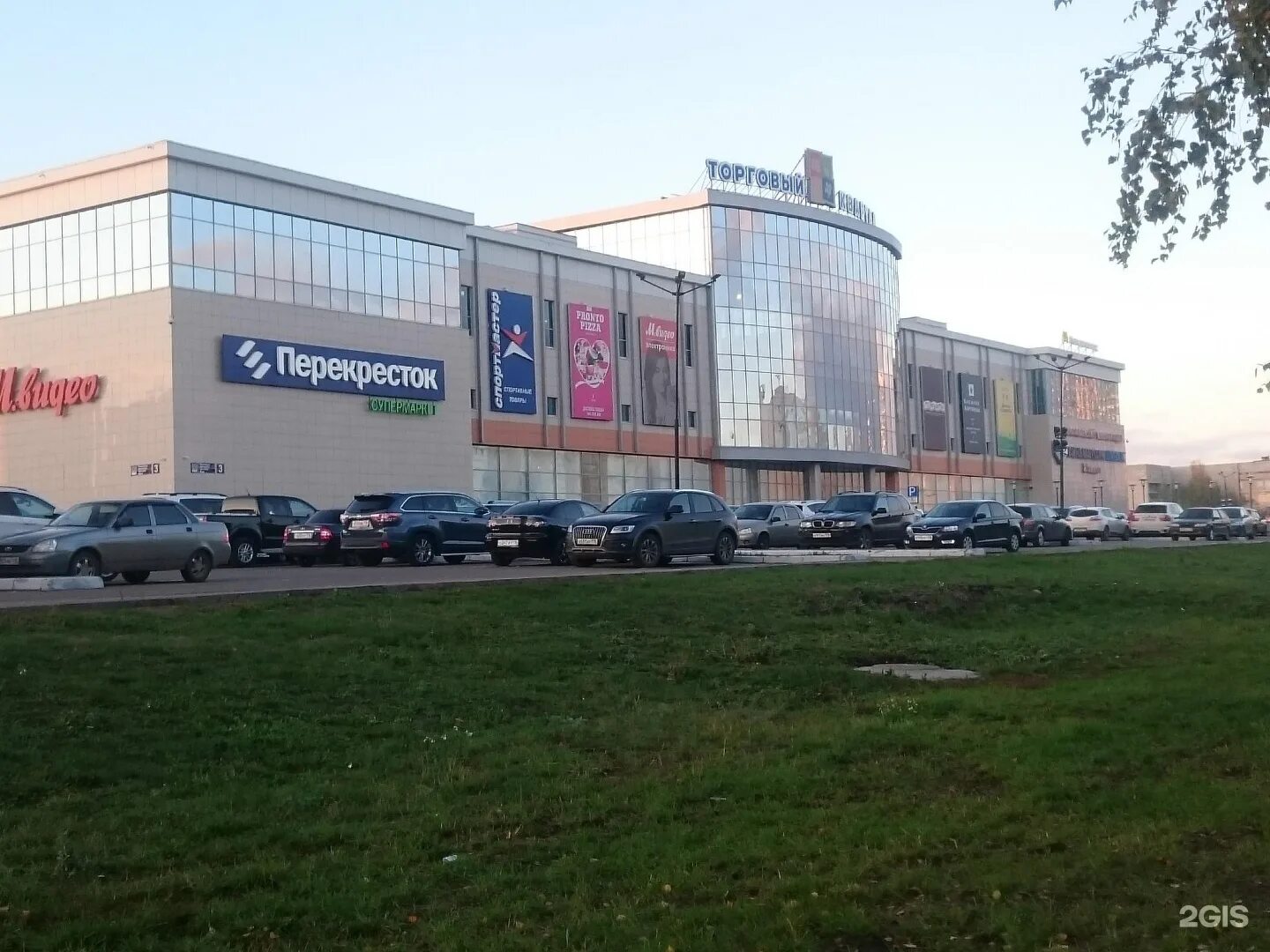 торговый центр квартал набережные челны. трц торговый квартал набережные челны. торговый квартал челны режим работы. тц торговый квартал набережные челны магазины. торговый квартал в набережных челнах.