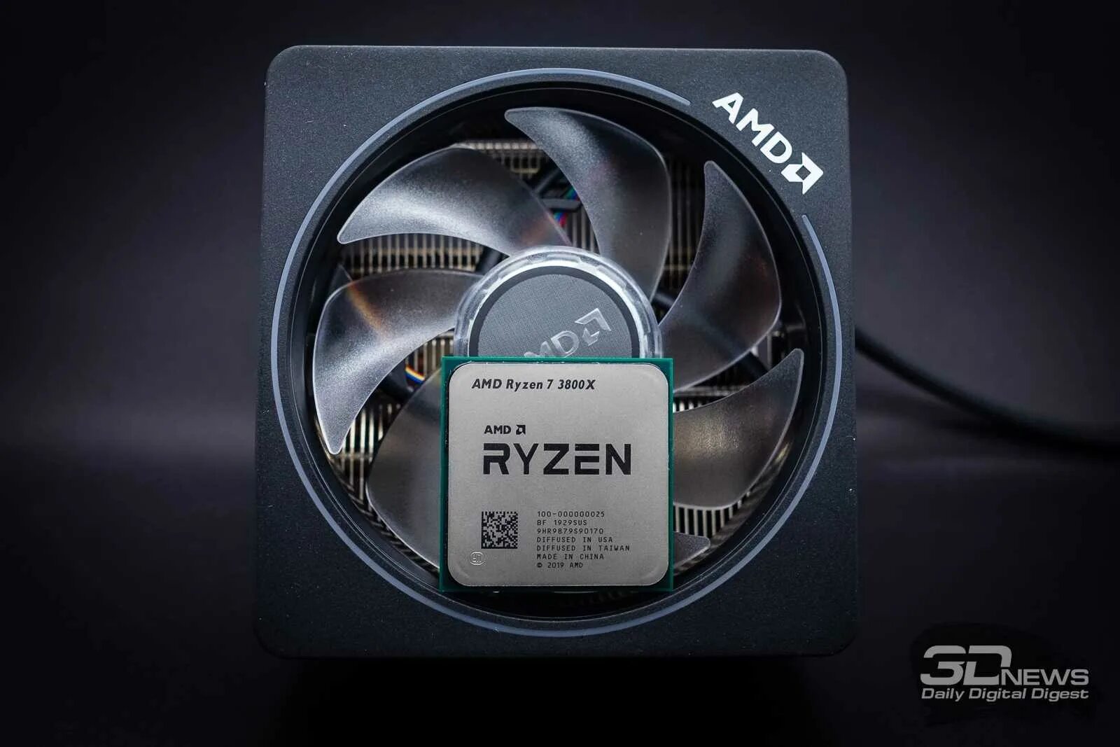 Amd обзор. AMD Ryzen 7 3800x. AMD Ryzen 7 3800x (Multipack). AMD Ryzen 7 3800x Box. AMD 3800x.