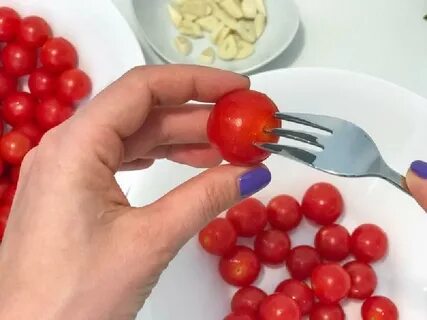 Нужно ли прокалывать помидоры
