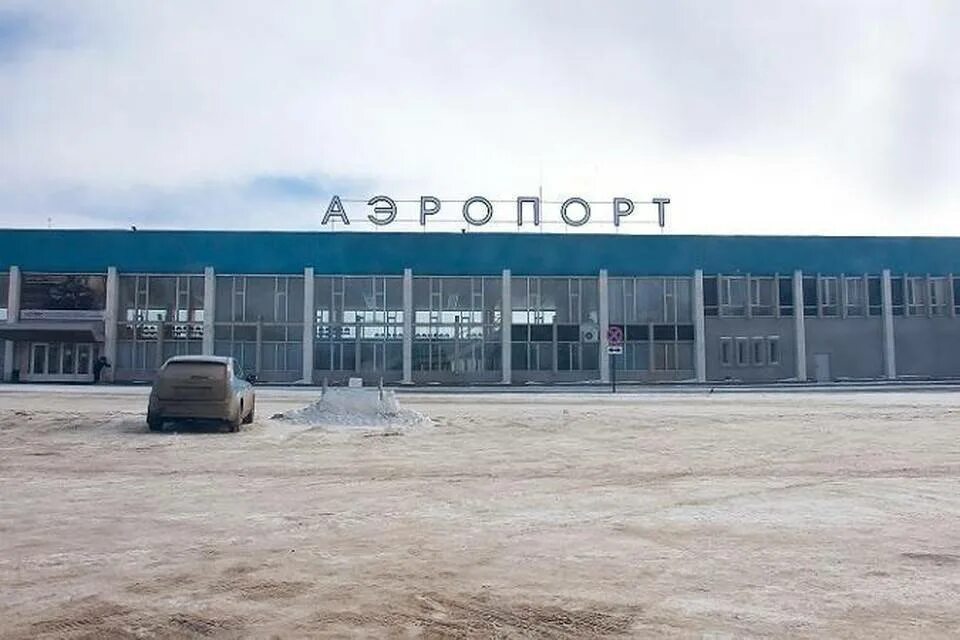 Аэропорт Ижевск Международный терминал. Старый аэропорт Ижевск. Аэропорт Ижевский аэропорт в Ижевске. Новый аэропорт ижевск