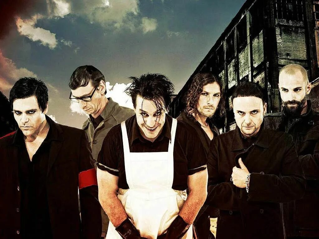 Рамштайн это. Группа rammstein. rammstein 1994. постер группы рамштайн. рамштайн фото группы.
