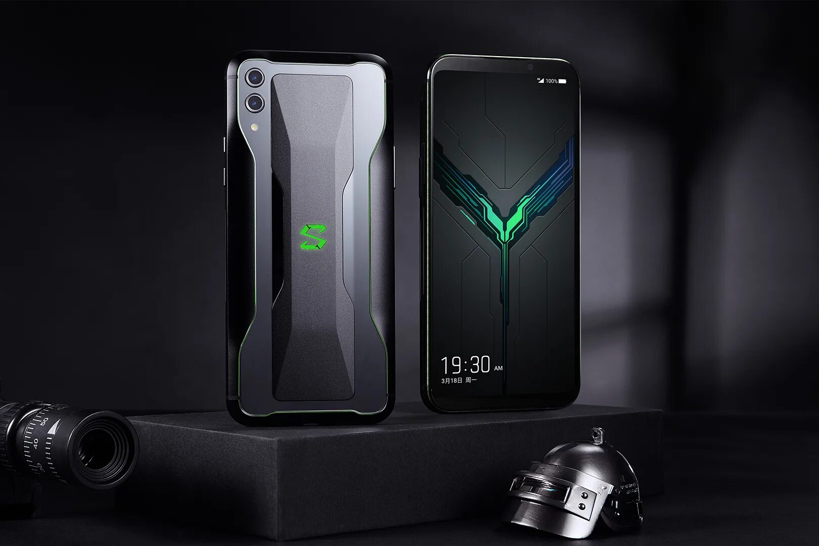 Сильный телефона андроид. Смартфон Блэк Шарк 2. Сяоми Блэк Шарк. Xiaomi Black Shark 2. Xiaomi Black Shark 2 Pro.