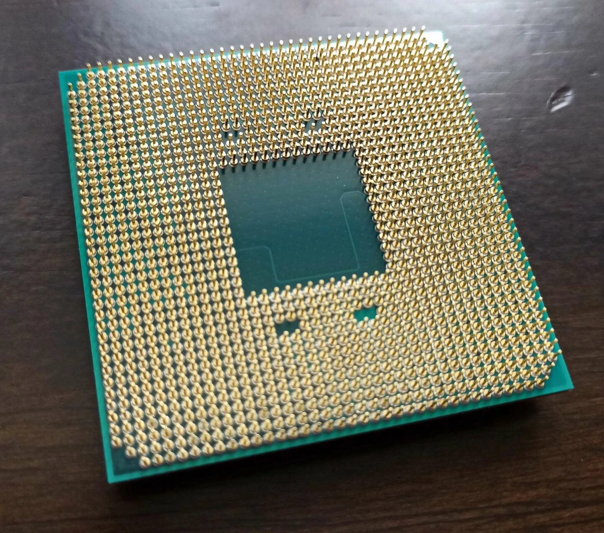 Процессор АМД сокет ножки. Процессор AMD ps7261bev8raf. Am4 Athlon 5600. Процессор Intel xeongold6148.