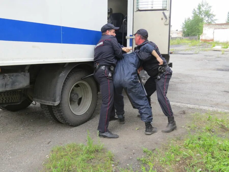 конвоирование подозреваемых и обвиняемых. охрана и конвоирование. конвоирование подозреваемых и обвиняемых ивс. конвоирование подозреваемых и обвиняемых ивс. охрана и конвоирование подозреваемых и обвиняемых.