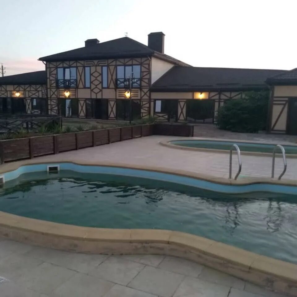 Термальный источник афродита в мостовском. База афродита мостовской. Термальные источники мостовской район. Кремниевые термы мостовской район. Станица костромская краснодарский край золотой ключик.