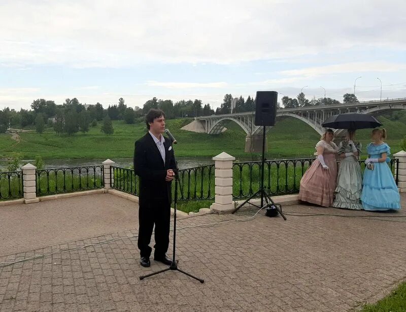 крестный ход исток волги 4 июня. наталья дмитрова старица. старица фото. мэр старицы тверской области. перешагни волгу.