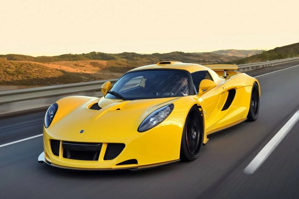 Hennessey Venom gt — 435 км/ч. Hennessey Venom gt 2011. Hennessey Venom gt 2. Машина Hennessey Venom gt. Быстрые спортивные машины