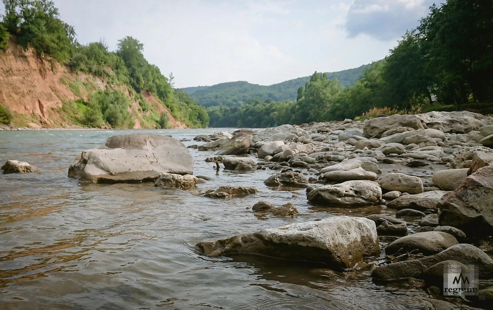 White river. Устье реки белая Адыгея. Река белая Каменномостский. Река белая в Каменномостском. Исток реки белая Адыгея.