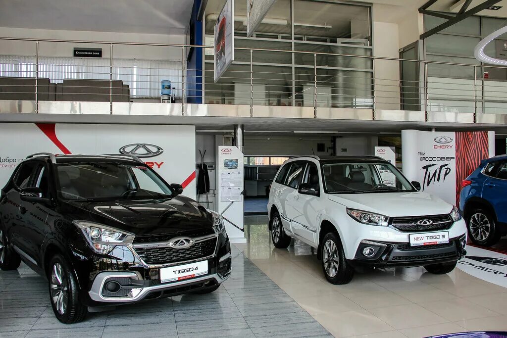 Автосалоны хавай в москве. Сокол Моторс Chery. Чери Тигго Сокол Моторс. Chery Haval машина. Автосалон чери в Ростове на Дону.