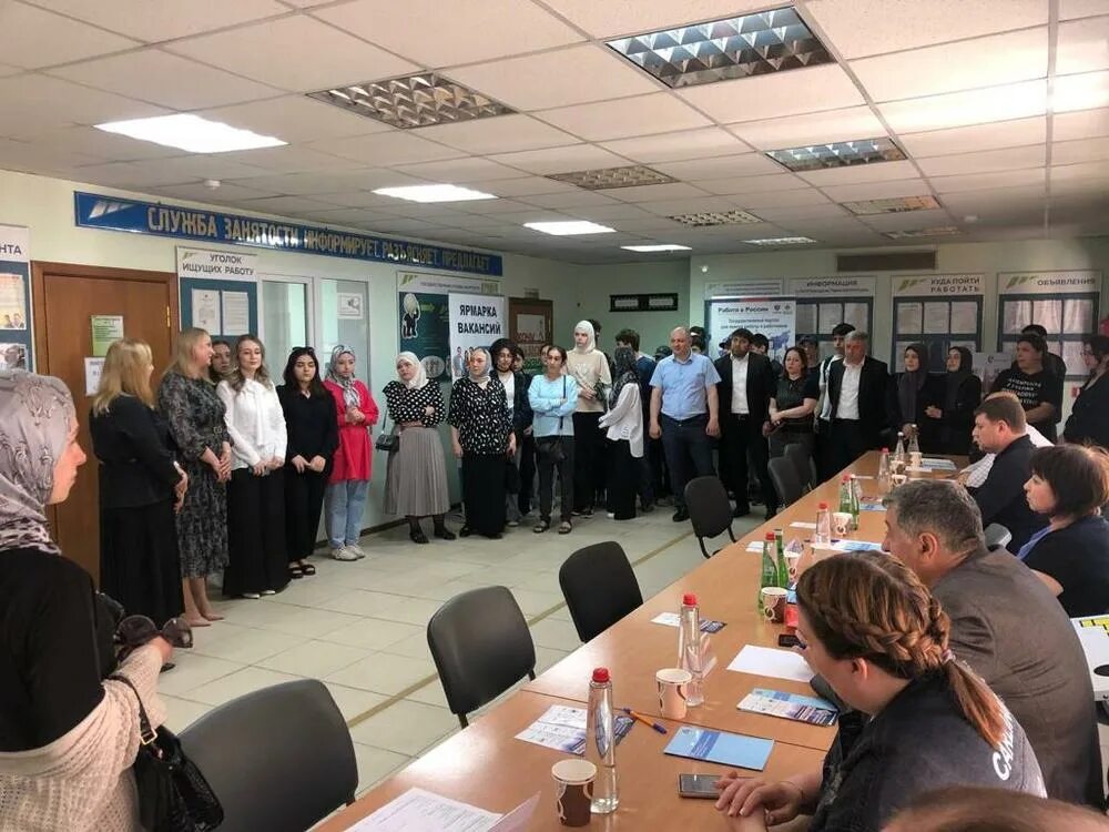 маяковского, 114в. центр занятости махачкала. трудоустройство в дагестане. цзн махачкала. центр занятости махачкала.