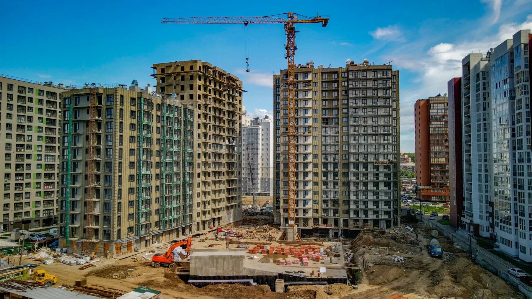 Жк квартал западный. Жилой комплекс грин сити. Green city александровской фермы. Жк ёлкино деревня елино. Жк болтино.