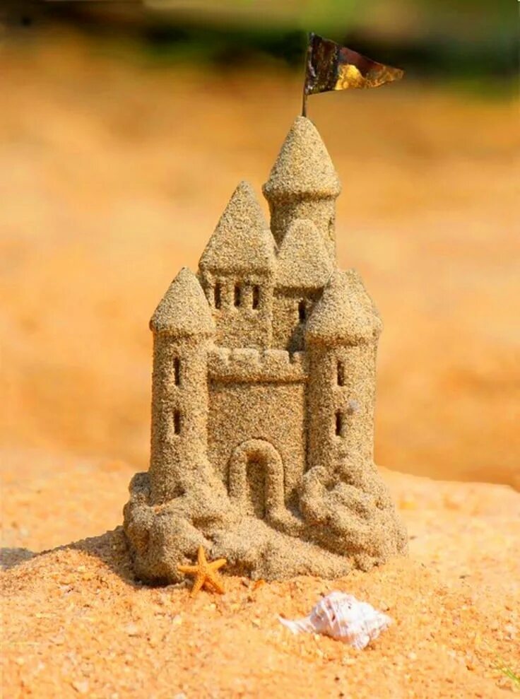 Песочный замок. Замок из песка. Домик из песка. Песочный замок маленький. Sandcastle picture