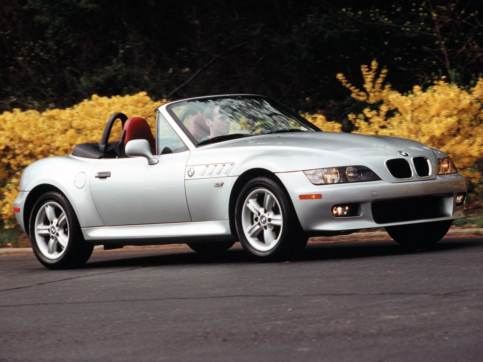 Z 2 3i решение. Z1 z2 комплексные числа. Z 3 7 i. Bmw z3 1995. комплексные числа примеры с решением.