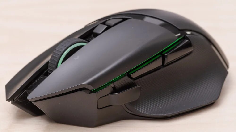 Ultimate mouse. Рейзер басилиск ультимейт. razer vasilisk v2. razer mouse basilisk ultimate. razer basilisk ultimate edition.