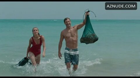 Slideshow aaron eckhart naked.