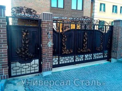 Ворота для частного дома с ковкой