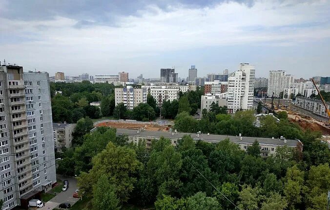 Форум зюзино. Парк Зюзино. Парк в районе Зюзино. Парк Зюзино на Каховке. Зюзино район Москвы.