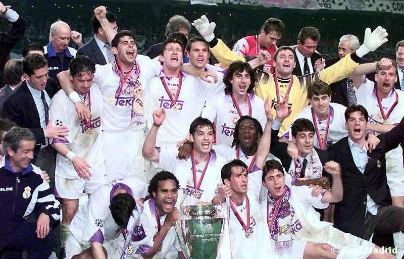 Лч 1998. Реал мадрид 1998. Реал мадрид 1998. Реал 1997-1998. Лч 1997 1998.