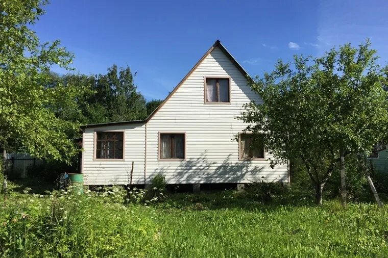 Дачный поселок в Лобне. Лобня Московская область дачи. Дом в Лобне. Домики 80 кв м на 6 сотках.