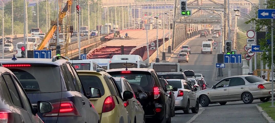 Дороги уфы сегодня. Пробки Уфа. Пробка на выезде из города. Пробки в Уфе сейчас. Заторы в Уфе сейчас.