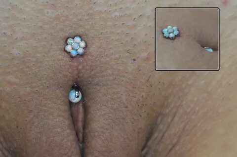 Christina piercing bilder Official page shenaked.org