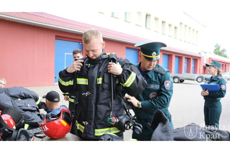 Мчс 9. Агз мчс присяга 2021. Мчс 9. Кабинет службы пожаротушения. Дежурная служба пожаротушения спб.