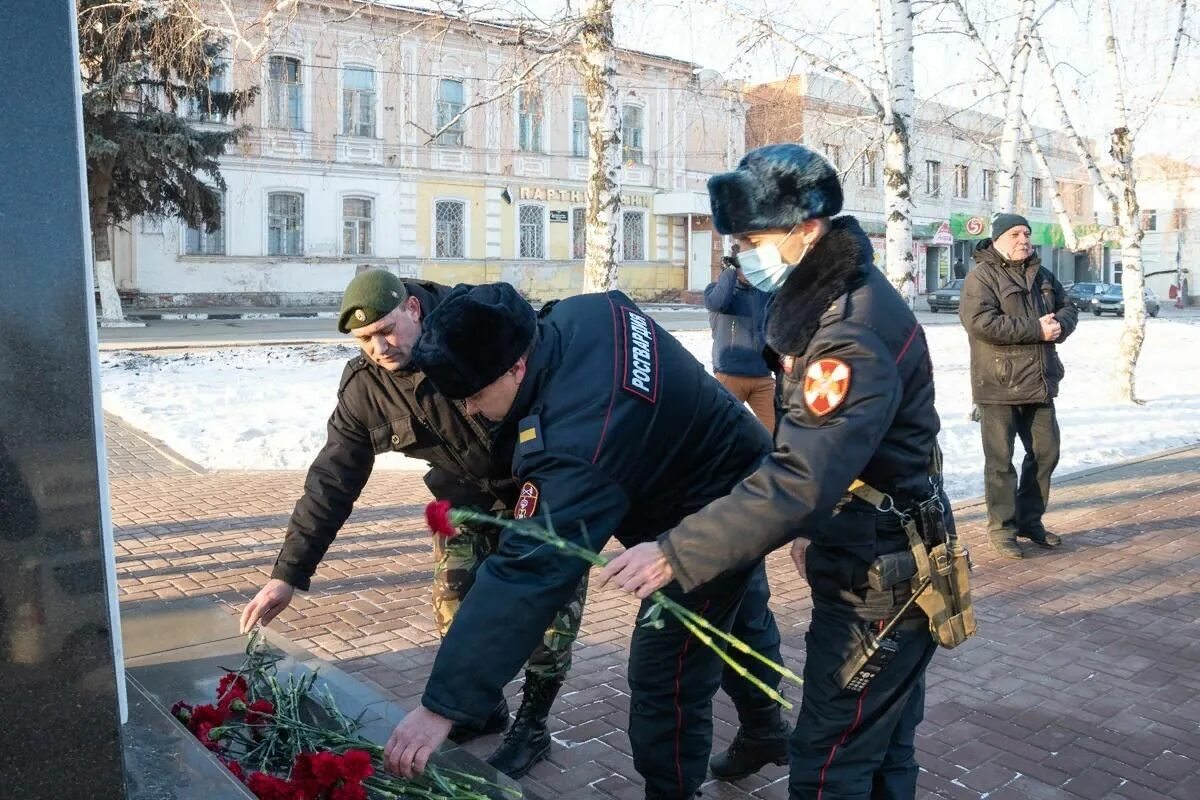 День памяти чеченской. День памяти погибшим в чечне. День памяти чеченской. День памяти погибшим в чечне 11 декабря. День памяти чеченской.