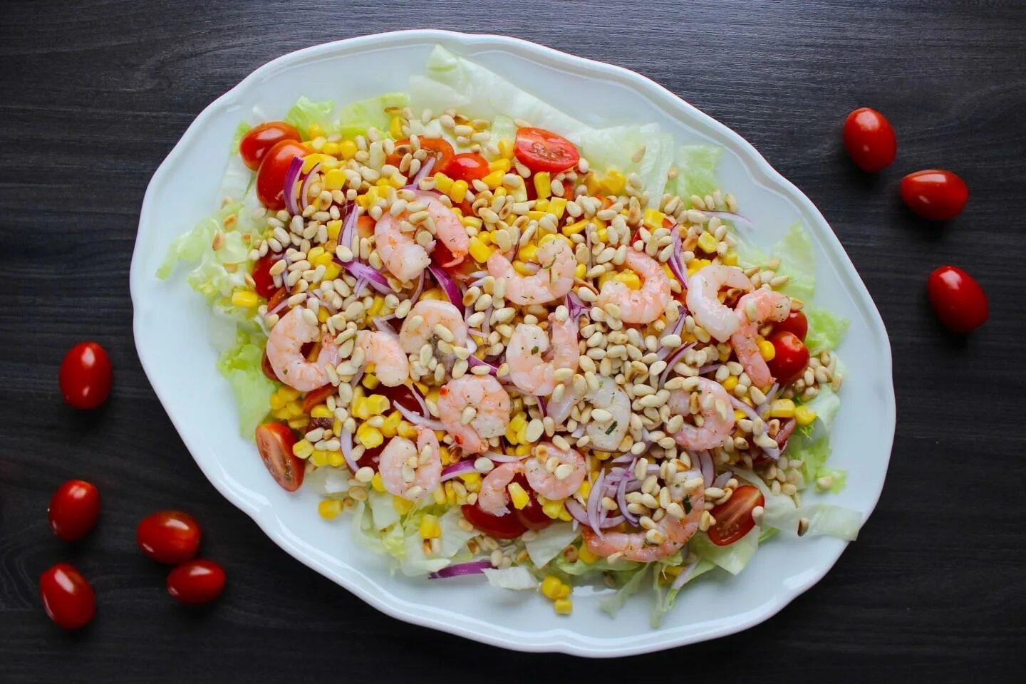 Салат с кедровым маслом. Салат с кедровыми орехами. салат с кедровыми орешками легкий. салат с кедровыми орешками легкий и вкусный. салат из кедровых орешков.