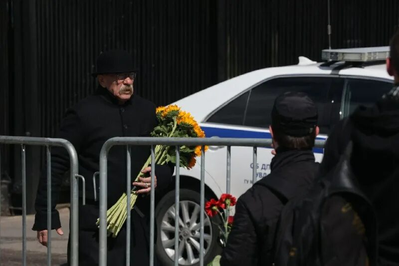 прощание. церемония прощания в крематории. как проходит прощание. как проходит прощание. поминки в церкви.