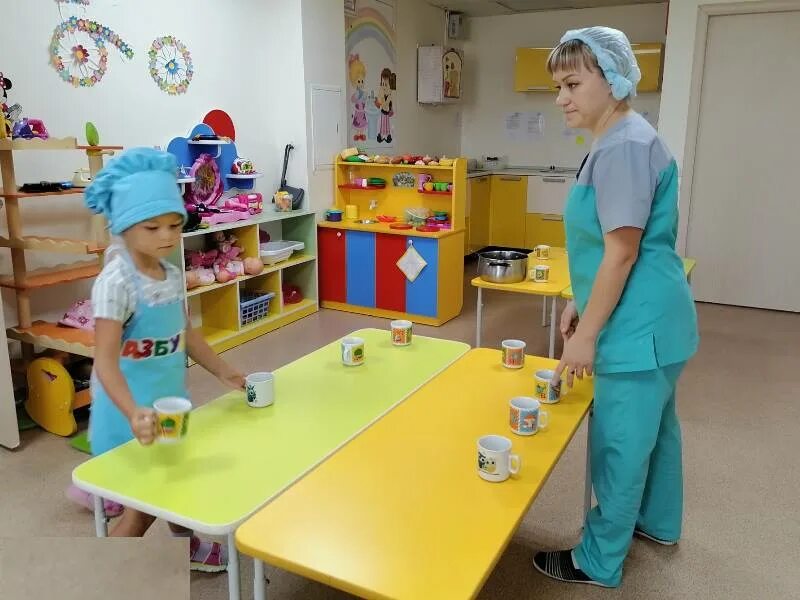 Помощник воспитателя в частный сад. Требуется в доу. детский сад 94 томск. вакансии в доу. частный садик екат кухонный работник.