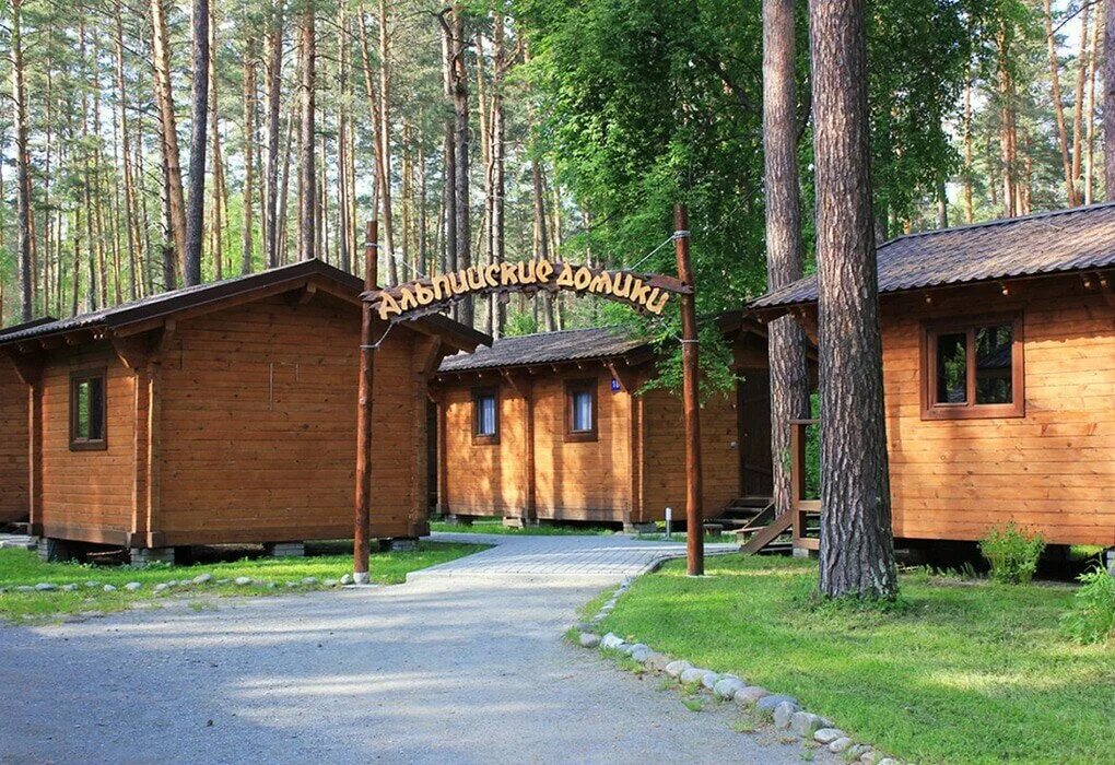 туристический комплекс орлиное гнездо. орлиное гнездо горный алтай. туристический комплекс орлиное гнездо. парк отель орлиное гнездо. орлиное гнездо отдых.