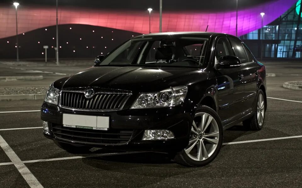 Skoda Octavia a5 черная. Шкода актваия чёрная.