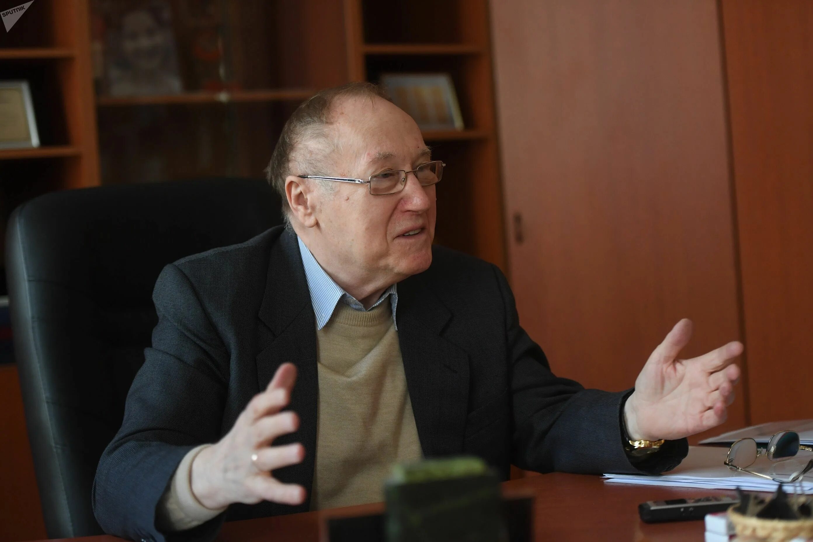 Бажанов иваново. Бажанов иваново. Парень который снимает в инстаграмме видео день ног. Бажанов иваново. Бажанов иваново.