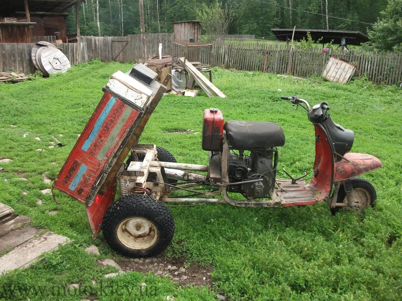 мотороллер муравей собрать. мотороллер муравей 1/43. коробку передач мотороллер муравей. модель мотороллера муравей. грузовой мотороллер xtc.