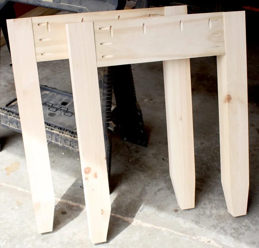 Самодельные ножки для стола. Изготовить ножку для стола. Самые простые ножки для стола. Самодельные ножки для стола из дерева своими руками. Самодельные ножки