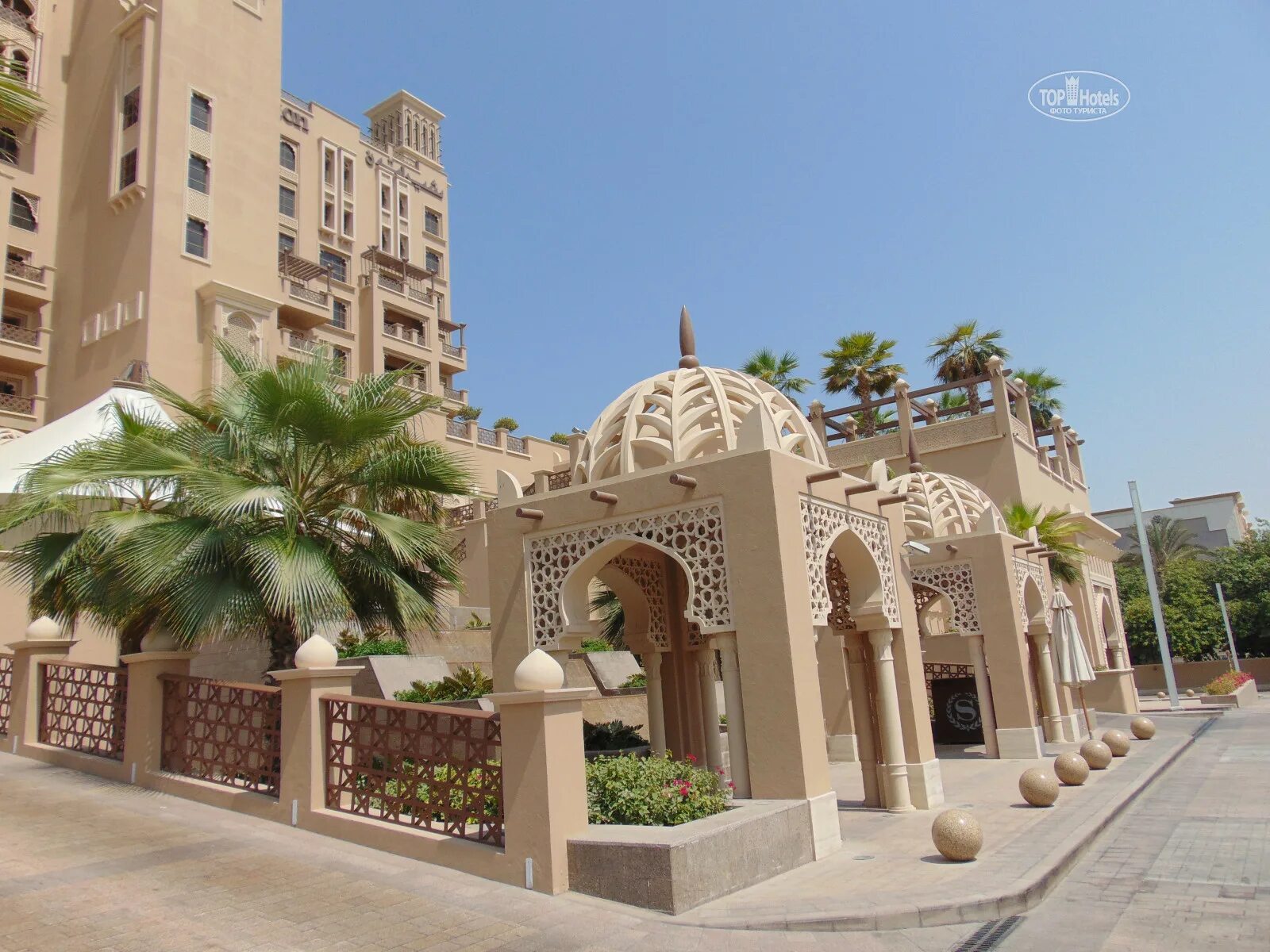 Шарджа Шератон 5. Отель Sheraton Sharjah Beach Resort & Spa. Отель Шератон Дубай Шарджа. Sheraton Sharjah Beach Resort Spa 5 ОАЭ. Шератон спа шарджа