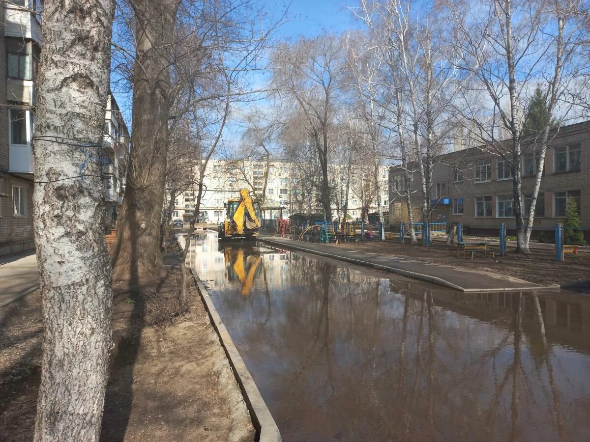 Новое Осокорье Энгельс Волжский проспект. Саратов Водоканал люки. Новости Энгельс новое Осокорье.