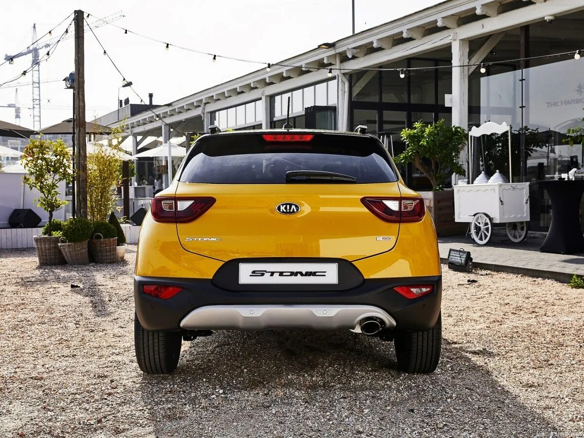 Саньенг 2024. Kia Stonic 2020. Kia Stonic 2019. Kia Stonic 2018. Kia Stonic 2017.