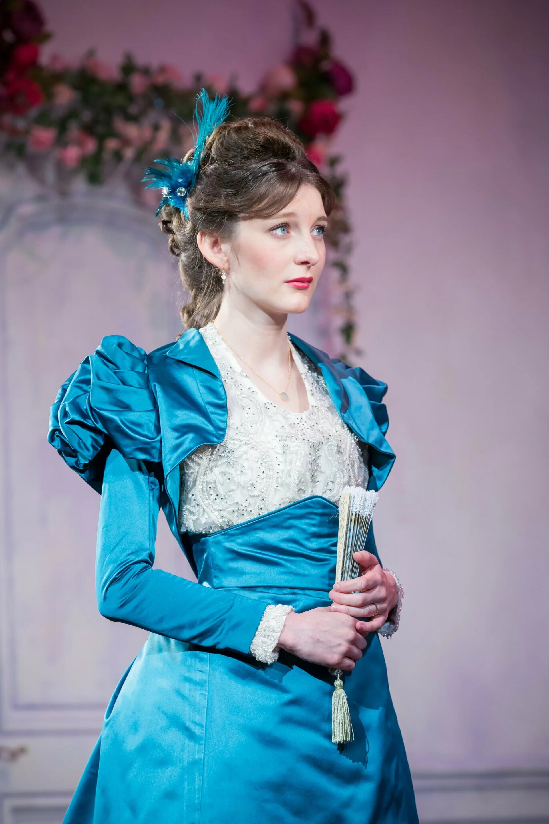 веер леди уиндермир фильм 2018. веер леди уиндермир спектакль. веер леди уиндермир. веер леди уиндермир. веер леди уиндермир 2014.