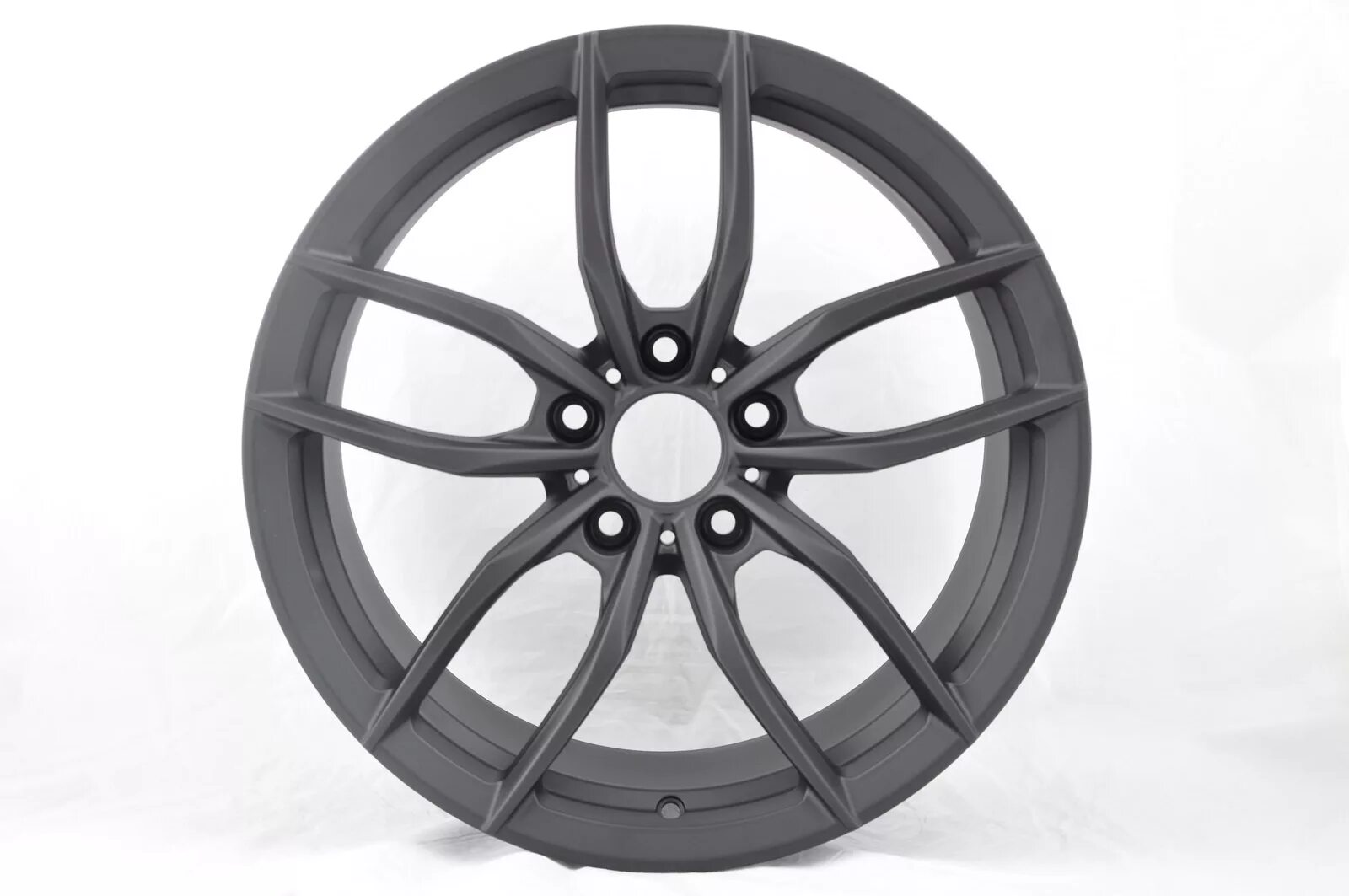 Диски ag цена. Кованые диски. Диски luxury wheels. Кованые диски логотип. Ag luxury agl76.