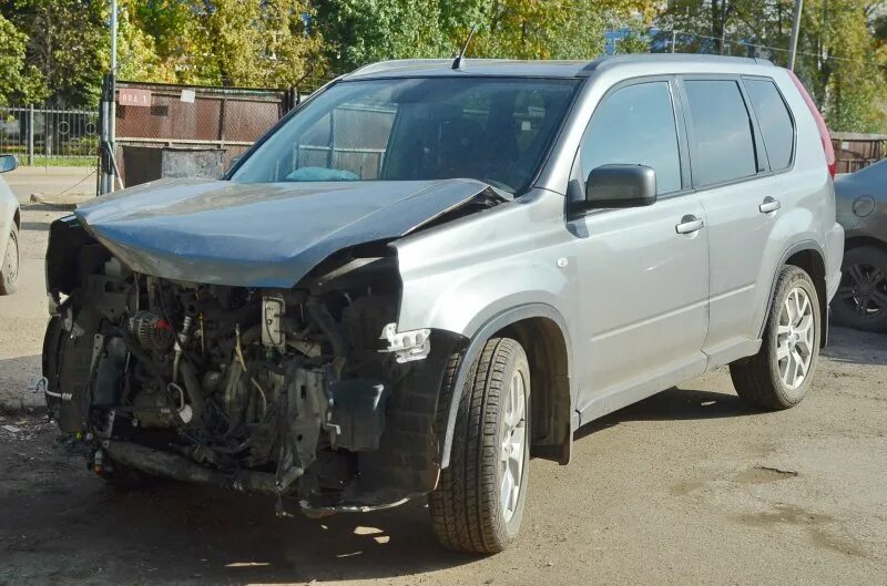 Битое авто. Бит авто башкирия. Битая машина. Лада гранта лифтбек битая. Зимой разбитый ленд крузер 200.