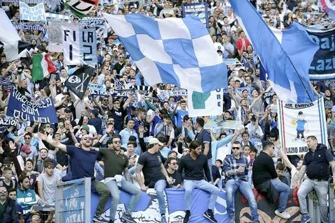 Fans support