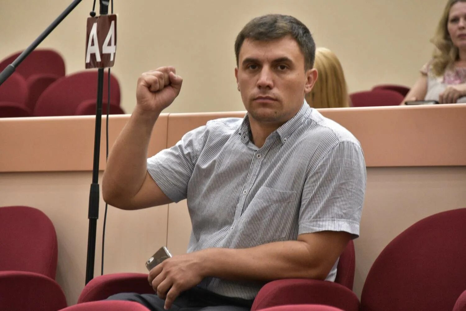 николай бондаренко. бондаренко николай николаевич депутат. последние новости депутата. последние новости депутата. николай николаевич бондаренко.