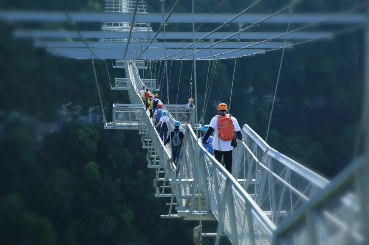 Скайпарк Сочи мост. Подвесной мост Скай парк Сочи. Skypark Сочи прыжок. Скайпарк сочи сайт
