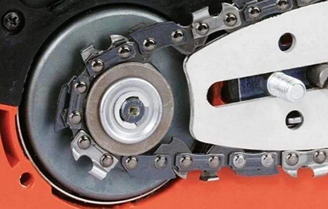 Как поменять ведущую звездочку. Звездочка ведущая пила xe 1810 hyundai. бензопила штиль ведомая звездочка сборка. звездочка для электропилы hyundai xe 1810. снять звездочку привода цепи интерскол.