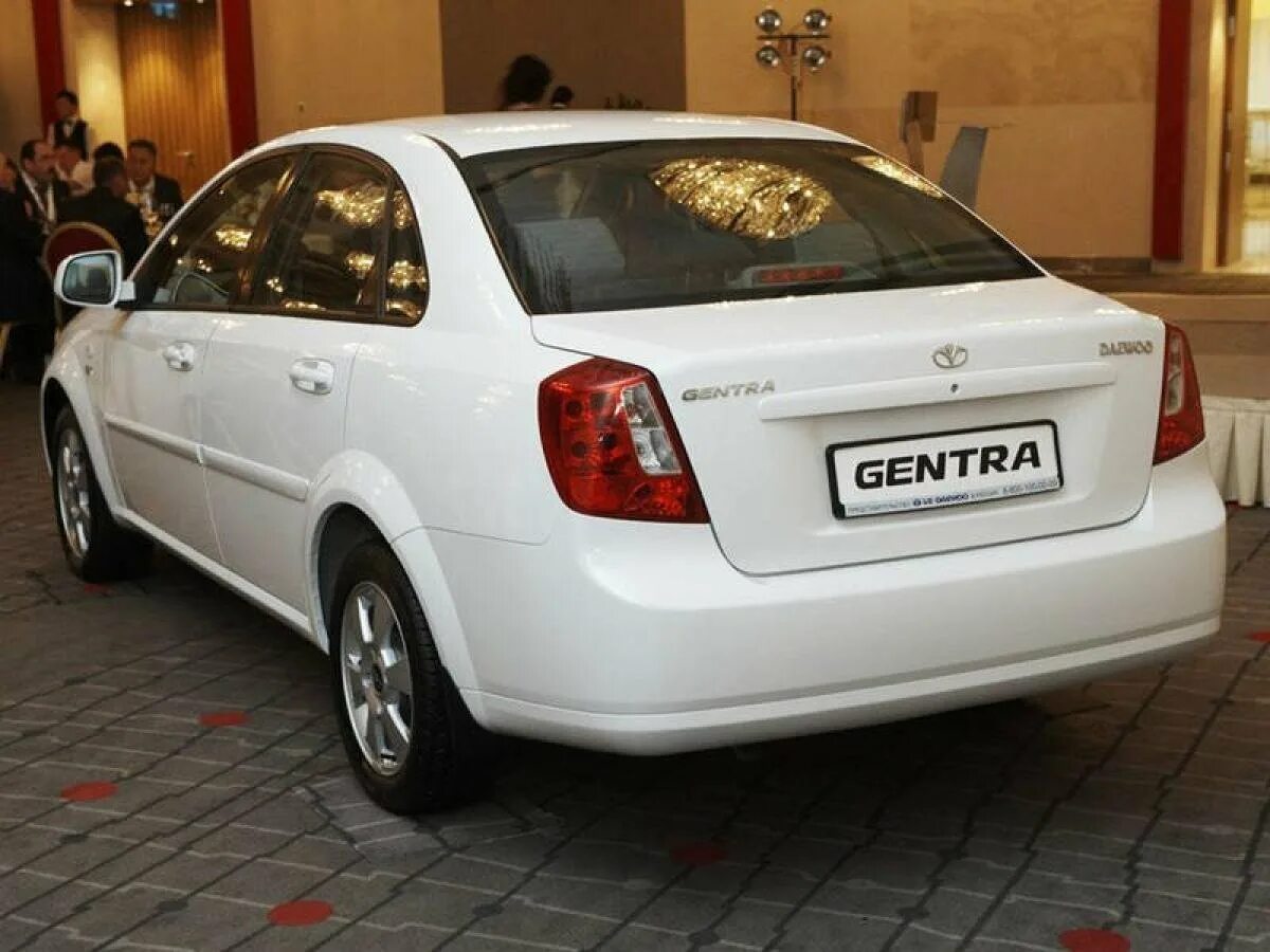 Фото джента. Daewoo Gentra. Chevrolet Lacetti Джентра. Машина дел Гентра 1. Daewoo Gentra 2021.