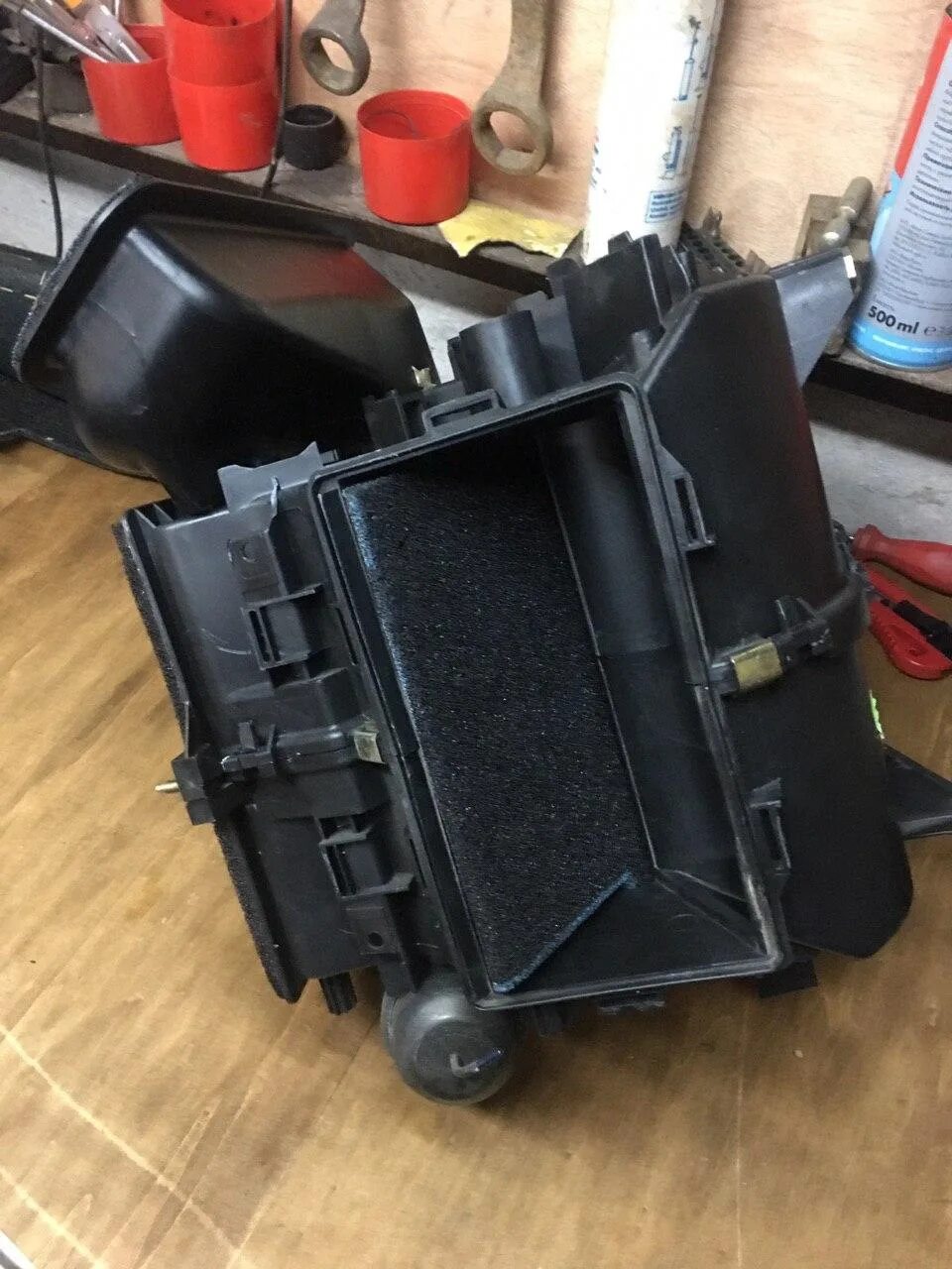 Замена труб дополнительной печки (салонной) - Volkswagen Caravelle (T4), 2,5 л, 