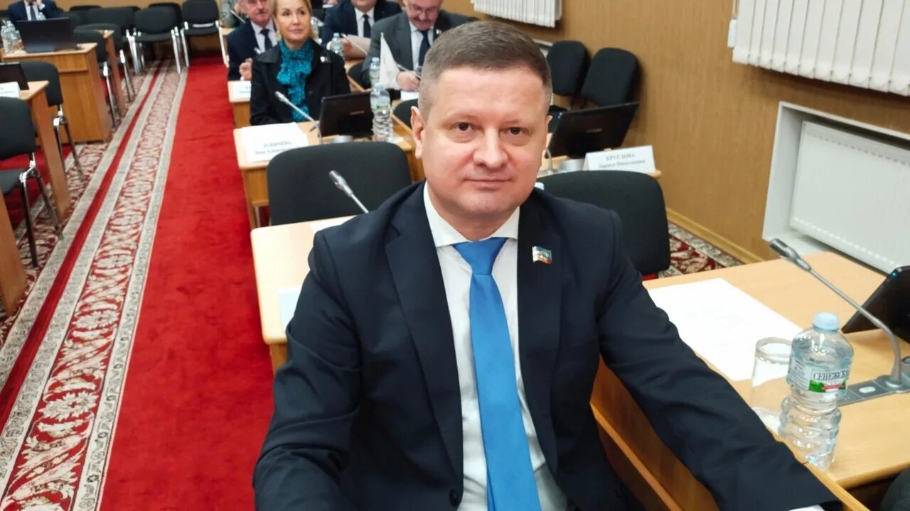 Депутат такого а. Депутат.