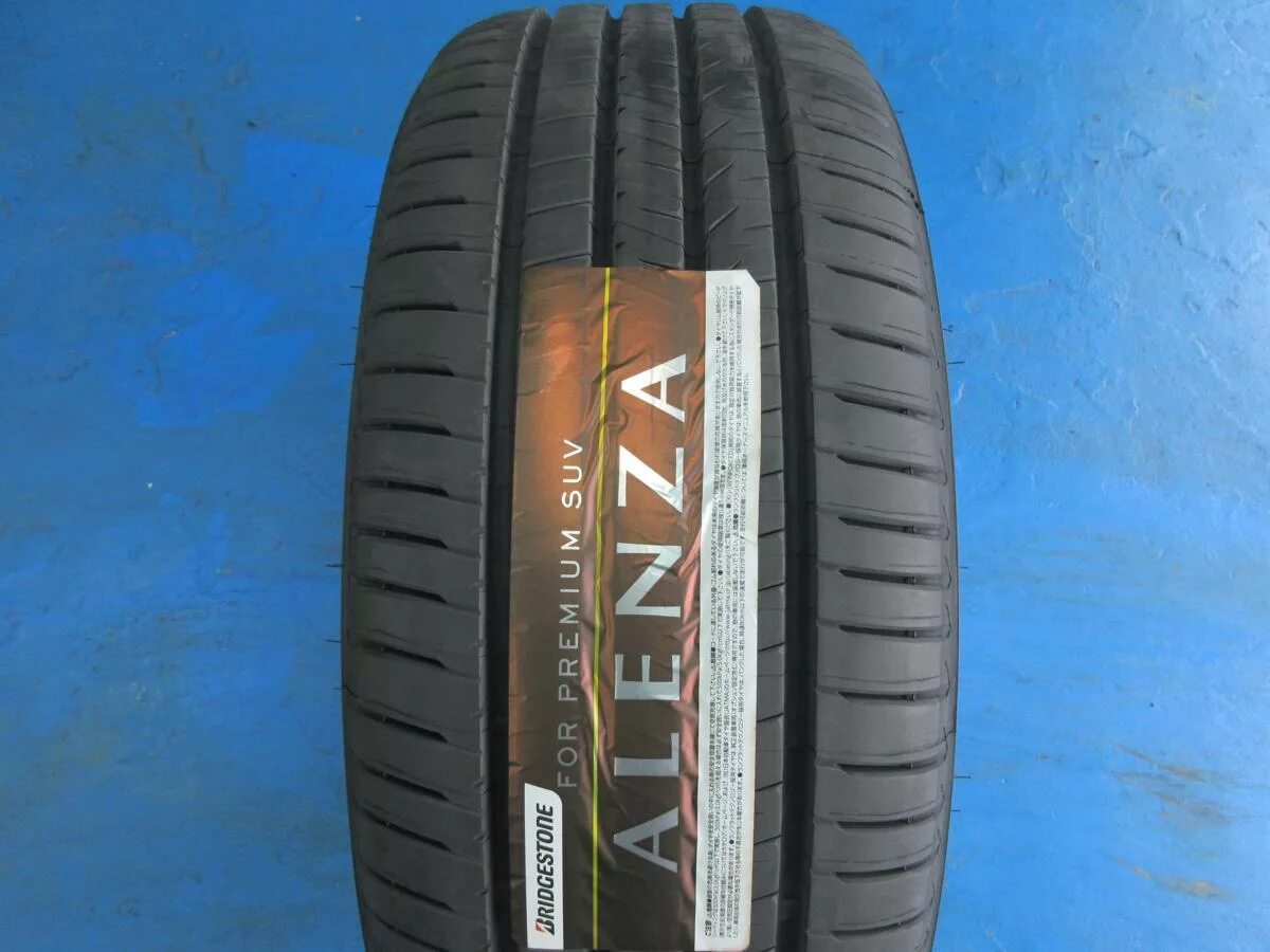 Bridgestone alenza 001 235 55 r19